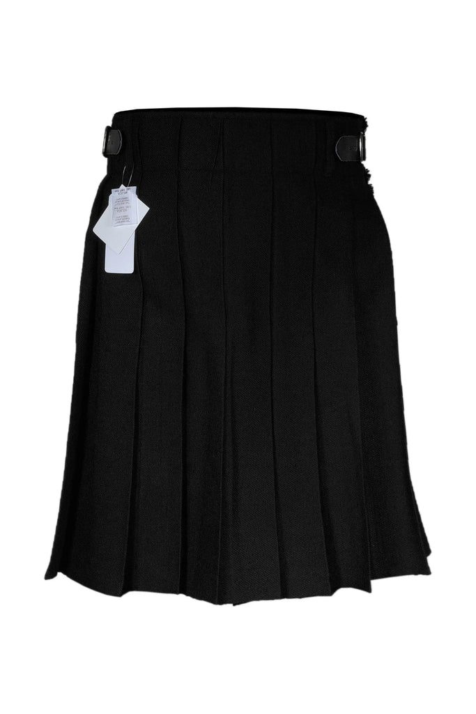 Authentic Scottish Men's Tartan Kilts - Highland Light Weight Value Kilt Embrace Your Heritage with Comfort Plain Black Tartan Kilt All Safe International